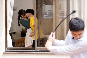 Bất ngờ móc lồn khiến em sướng chảy nước