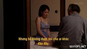 Ba em học sinh nữ dâm đãng và cậu thanh niên may mắn